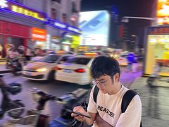 -巴厘龙虾·榜首油焖大虾(洞庭·艺术洋房店)