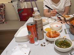 -小茉庐和牛自助火锅(龙湖万达店)