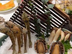 -红鼎豆捞·非遗鲍皇汤火锅(宝丰路店)