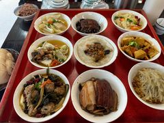 -蓝田九大碗民俗食府(蓝田店)
