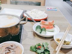 -彤德莱火锅(大学城店)