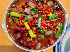 -包整·丝娃娃(一览甲秀楼风景店)