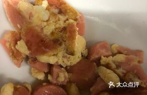 Sausage Stir-fried with Farm Eggs