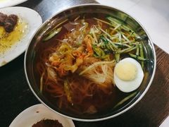 -韩风烤牛肉冷面店