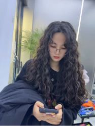 -苏豪美发S A L O N烫发染发