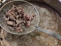 -牛满溢·自助潮汕鲜牛肉火锅(龙汇路店)