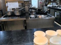 -上海西藏大厦万怡酒店Momo Cafe(徐汇店)
