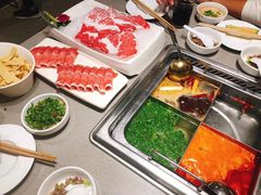 -海底捞火锅(宝龙广场夜宵主题店)