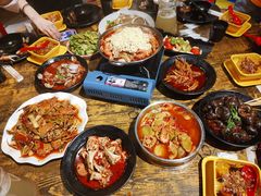 -老闵田螺馆·南昌特色小炒(梦时代店)
