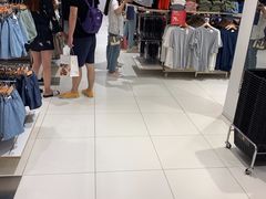-优衣库(青岛伟东乐客城店)