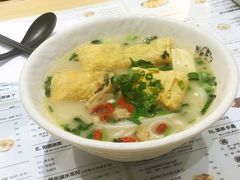 鲜鱼汤腐皮鱼卷米线-凯峰鱼汤米线(金利達店)