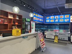 -四川小胡子海鲜(丁村万人海鲜广场店)