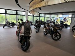 -北京京宝行宝马4S店(闵庄路店)