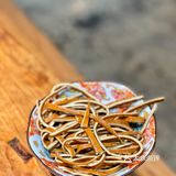 🔵：单方面宣布这家火锅的锅底和蛋炒饭年度最佳