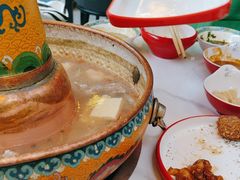 -毛辣果·贵州红酸汤牛肉火锅(西单店)
