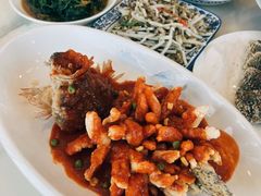 -品鲜村农家菜·阳澄湖大闸蟹(总店)