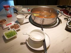 -左庭右院鲜牛肉火锅(浦江欢乐颂店)