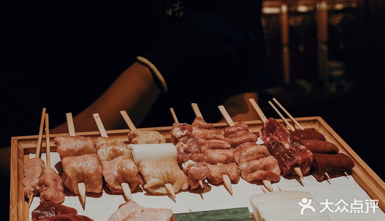 店的位置非常好找，就在小小意大利格力，路边很多停车位