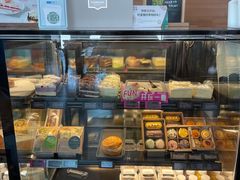 面包甜点陈列柜-星巴克(延吉百利城店)