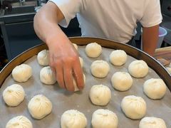 -李与白包子铺(桐梓林店)