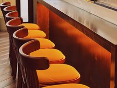 -Café Monson