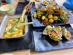 -莽哥海鲜烧烤(盘金路店)