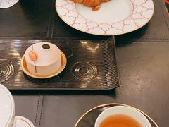 -Salon de The de Joel Robuchon(外滩18号店)