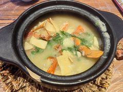 -皮蛋弟砂锅店(总店)