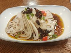 -万里闯关东铁锅炖菜馆(高新旗舰店)
