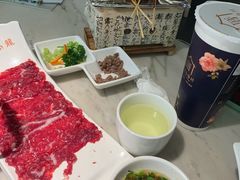 -左庭右院鲜牛肉火锅(浦江欢乐颂店)