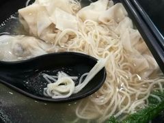 鲜虾云吞面-民信老铺(东方广场店)