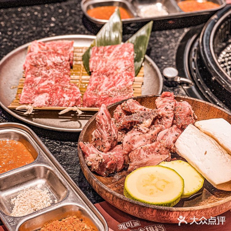 打卡巨有氛围感的韩国烤肉!
