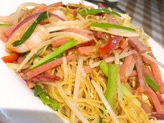 星洲炒米粉-新大咀港式茶餐厅(宝山万达店)