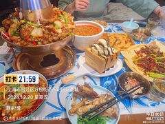 -川流不息·地道川菜·小龙虾(新松江路店)