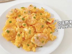 -爱的果实月嫂育婴师(世纪东方店)