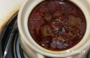 Beef and Beef Tendon Stewed with Duck Blood