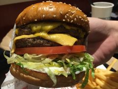 -The Habit Burger Grill 哈比特汉堡(爱琴海店)