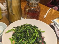 -黄泥岗·地道湖北菜(奥特莱斯店)