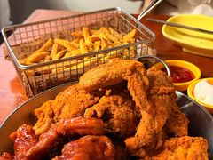 -BHC炸鸡(明洞总店)