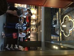 星巴克(宽窄巷子店)-星巴克臻选(成都宽窄巷子店)