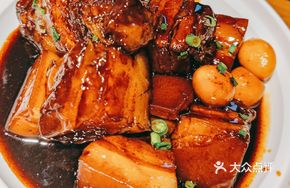 Eight Hundred Li Braised Pork