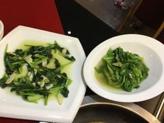 -三文彩虹鳟鱼庄