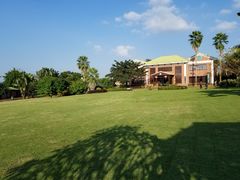 -侯臣咖啡文化村