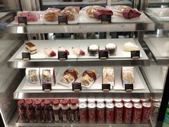 面包甜点陈列柜-COSTA COFFEE(武汉天地店)