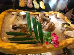 -滇釜火锅·能喝汤的火锅(车公庄店)