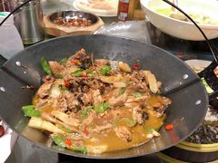 -丹江口渔村·湘味厨房(桃园店)