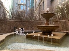 -潮一不贰·法式甜品·生日蛋糕·西式简餐(外滩店)