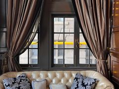 -Salon de Ville浦江汇(上海外滩华尔道夫酒店店)