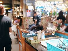 -领鲜活海鲜榴莲自助火锅(东门店)