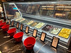 -广州万富希尔顿酒店·感趣自助餐厅·金秋蟹宴生蚝海鲜刺身